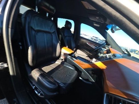 Used 2020 Lincoln Nautilus Black Label w/ Cargo Utility Package image 5