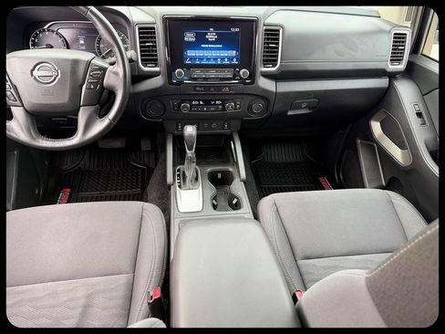 Used 2024 Nissan Frontier SV w/ SV Convenience Package RWD image 29