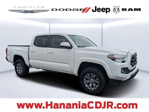 Used 2019 Toyota Tacoma SR5 image 1