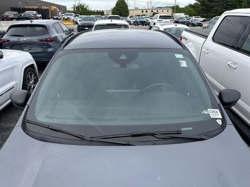 Used 2025 Ford Escape ST-Line w/ Tech Pack #1 FWD image 8
