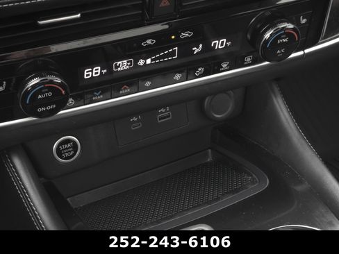 Used 2023 Nissan Rogue SL w/ SL Premium Package FWD image 17