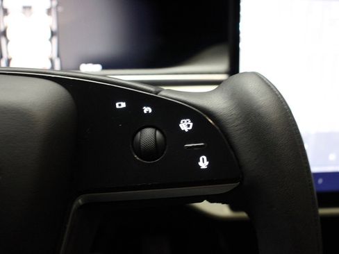 Used 2022 Tesla Model S Plaid image 37