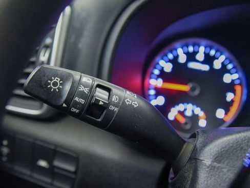 Used 2020 Kia Sportage LX image 16