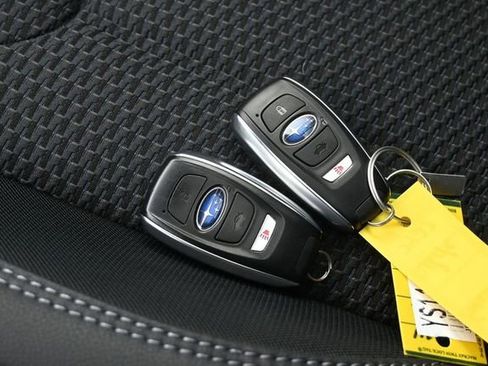 Used 2024 Subaru Forester Premium AWD/4WD image 16