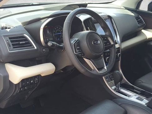 Used 2022 Subaru Ascent Touring AWD/4WD image 10