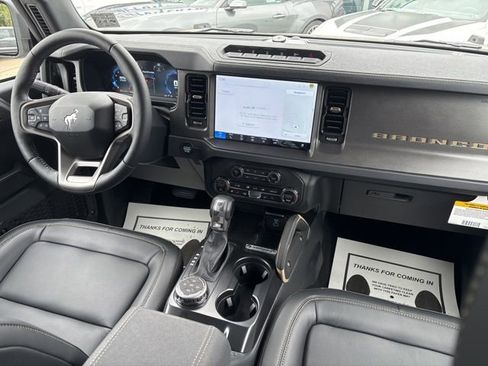 New 2025 Ford Bronco Badlands image 20