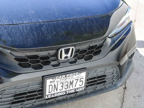 Used 2023 Honda Civic Sport image 11