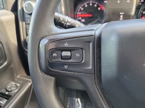 Used 2020 Chevrolet Silverado 1500 Custom Trail Boss w/ Custom Convenience Package AWD/4WD image 17