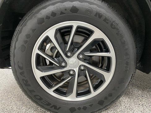 Used 2020 Mitsubishi Eclipse Cross ES image 25