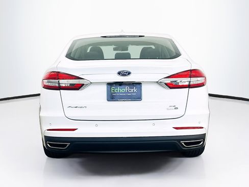 Used 2019 Ford Fusion SE image 7