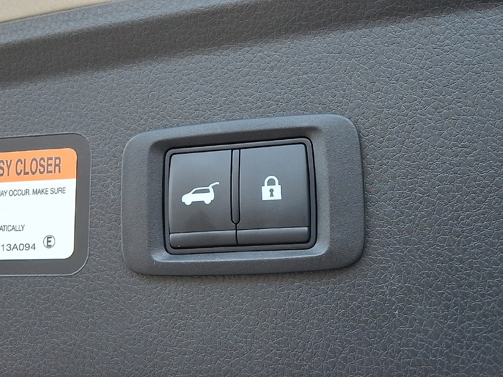 Used 2024 Mitsubishi Eclipse Cross SE AWD/4WD image 32