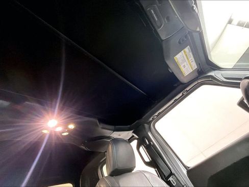 Used 2020 Jeep Gladiator Sport w/ Quick Order Package 24S image 22