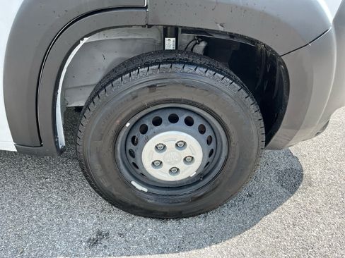 Used 2023 RAM ProMaster 2500 FWD image 34