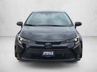 Used 2025 Toyota Corolla LE FWD video 2