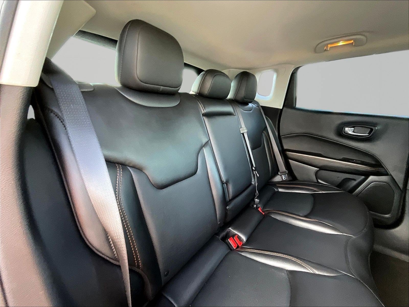 Used 2020 Jeep Compass Limited AWD/4WD image 25