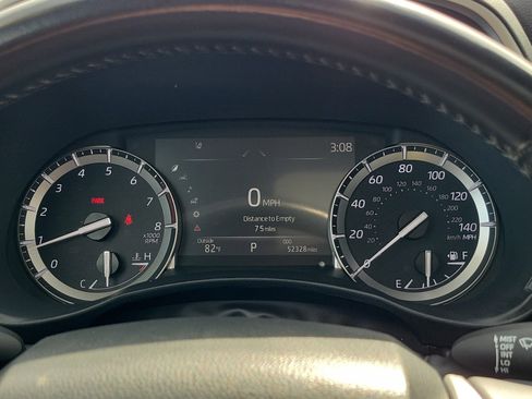 Used 2022 Toyota Highlander XLE image 27