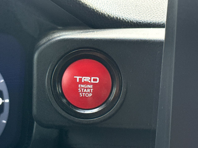 Used 2024 Toyota Tacoma TRD Off-Road w/ TRD Off Road Upgrade Package AWD/4WD image 27