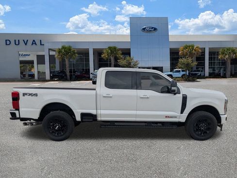 New 2026 Ford F250 Lariat w/ Black Appearance Package AWD/4WD image 3