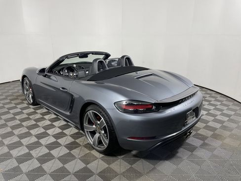 Used 2025 Porsche 718 Boxster S image 3