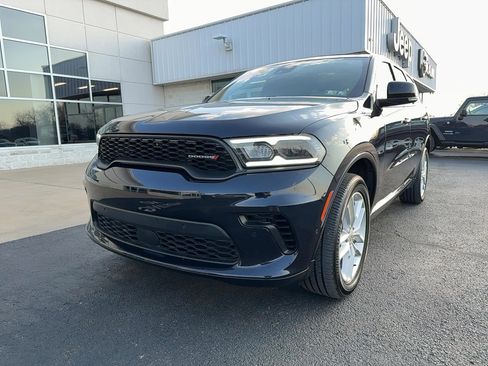 Certified 2024 Dodge Durango GT image 2