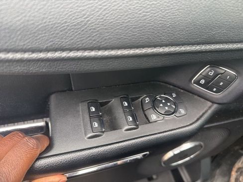 Used 2019 Ford Expedition XLT w/ Equipment Group 202A image 16