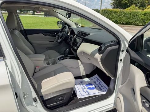 Used 2021 Nissan Rogue Sport SL w/ Premium Package AWD/4WD image 22