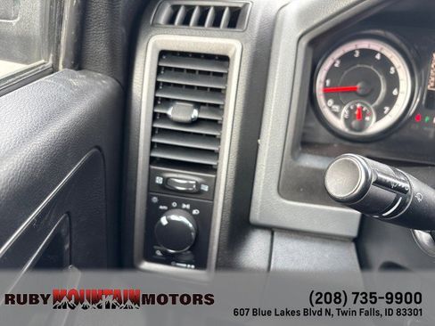 Used 2018 RAM 2500 Tradesman w/ Chrome Appearance Group image 14