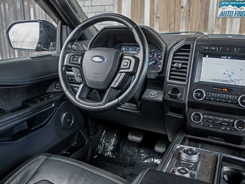 Used 2019 Ford Expedition Max Limited image 16