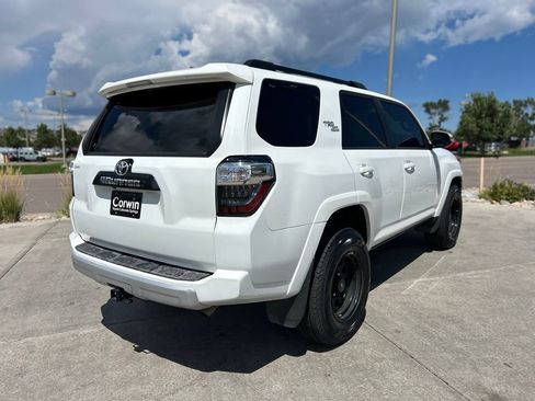 Used 2023 Toyota 4Runner TRD Off-Road Premium w/ Moonroof Package AWD/4WD image 9