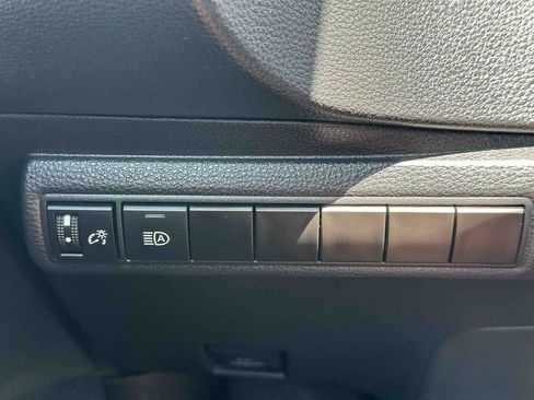 Used 2025 Toyota Corolla SE w/ SE Premium Package FWD image 35