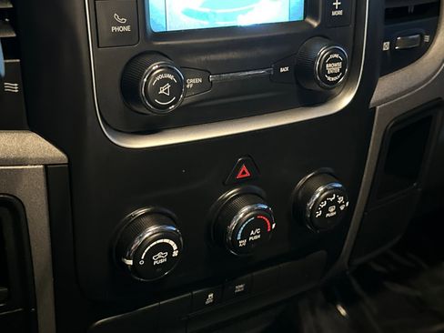 Used 2015 RAM 1500 Tradesman w/ Popular Equipment Group image 28