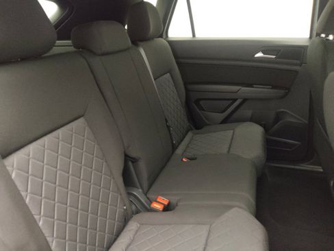 Used 2020 Volkswagen Atlas Cross Sport S image 19