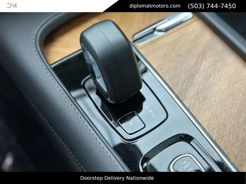 Used 2023 Volvo XC90 B6 Plus image 27