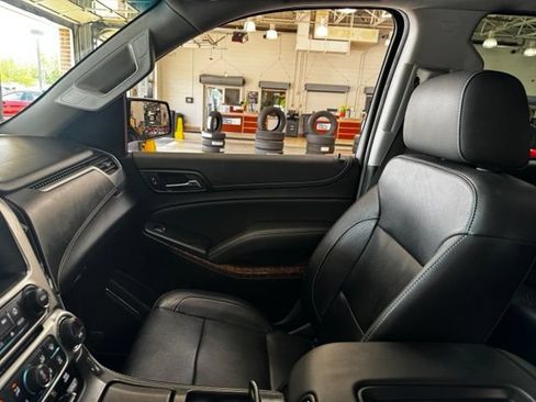 Used 2020 Chevrolet Suburban Premier w/ Max Trailering Package AWD/4WD image 24