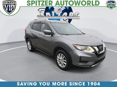 Used 2017 Nissan Rogue SV w/ SV Premium Package AWD/4WD image 2