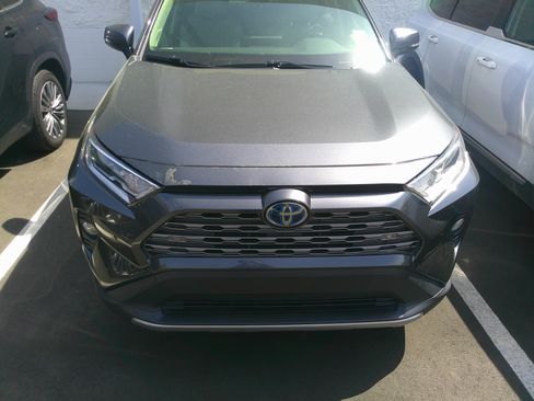 Used 2019 Toyota RAV4 Limited w/ Limited Grade Weather Package image 2