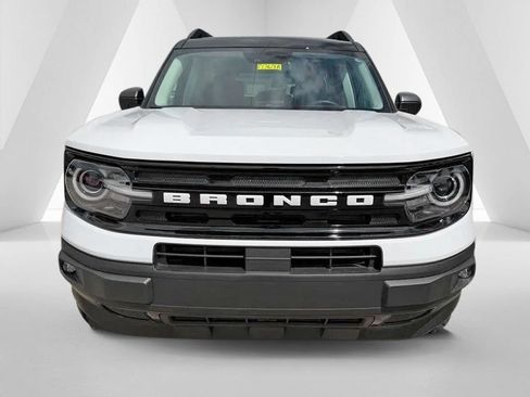 Used 2024 Ford Bronco Sport Outer Banks w/ Tech Package AWD/4WD image 2