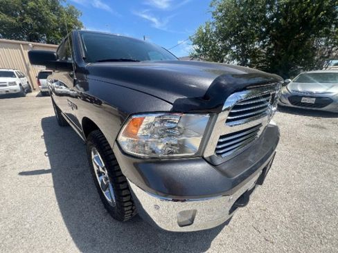 Used 2016 RAM 1500 Lone Star AWD/4WD image 1