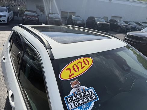 Used 2020 Jeep Compass Latitude AWD/4WD image 8