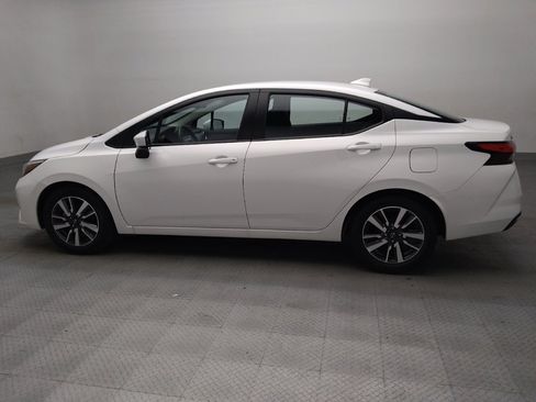Used 2025 Nissan Versa SV FWD image 3