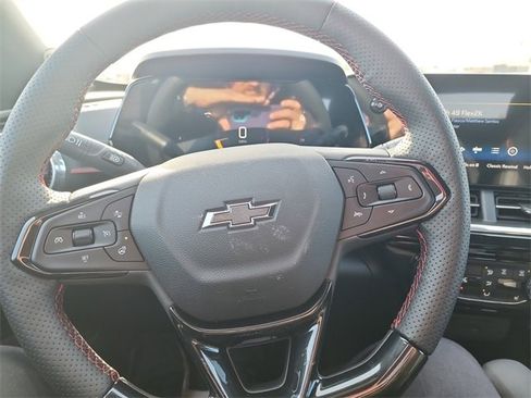 New 2026 Chevrolet Trax RS w/ Sunroof Package image 19