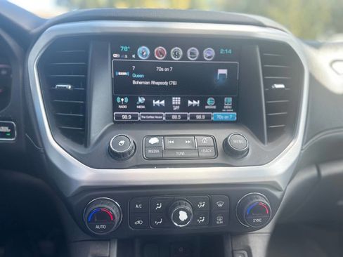 Used 2019 GMC Acadia SLT image 20
