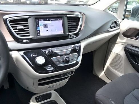 Used 2023 Chrysler Voyager LX FWD image 24
