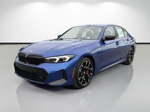New 2026 BMW 330i Sedan w/ M Sport Package RWD image 7