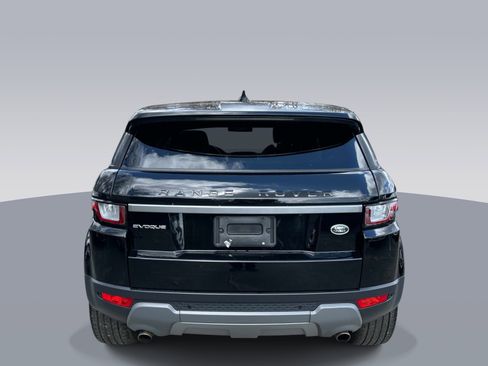 Used 2019 Land Rover Range Rover Evoque SE AWD/4WD image 4