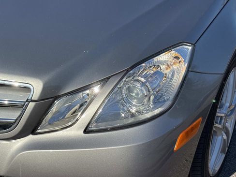 Used 2011 Mercedes-Benz E 350 Cabriolet image 11