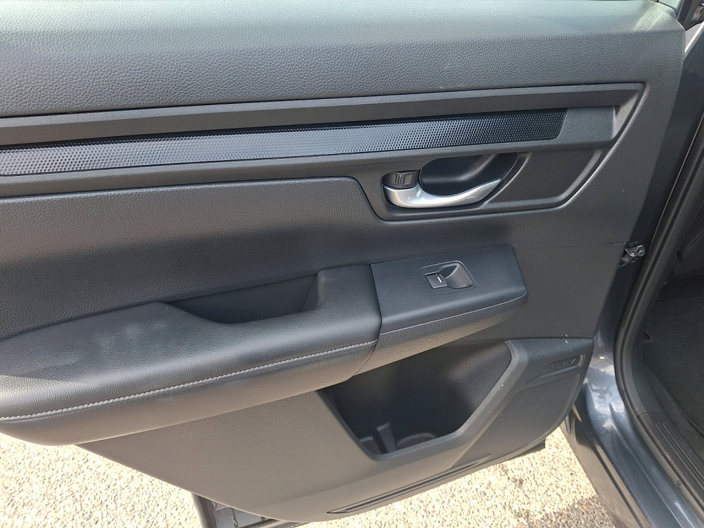 Used 2024 Honda CR-V LX image 15