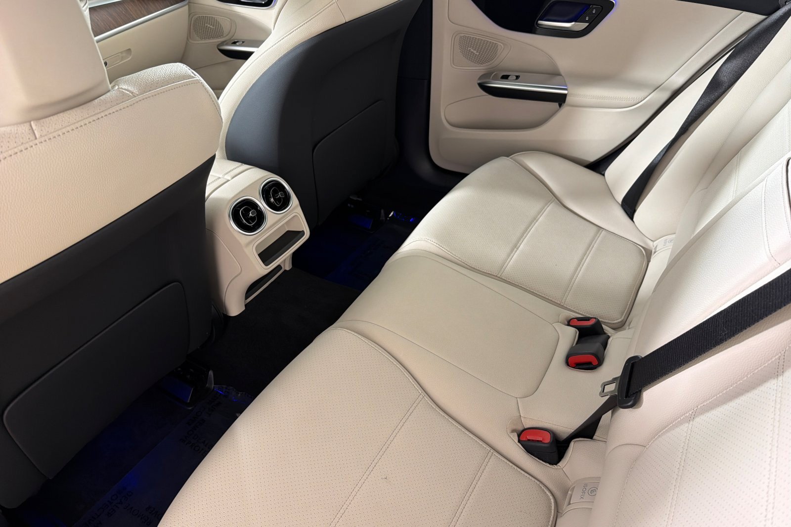 Used 2026 Mercedes-Benz C 300 4MATIC Sedan image 11