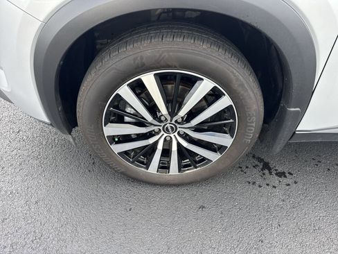 Used 2023 Nissan Pathfinder Platinum AWD/4WD image 10