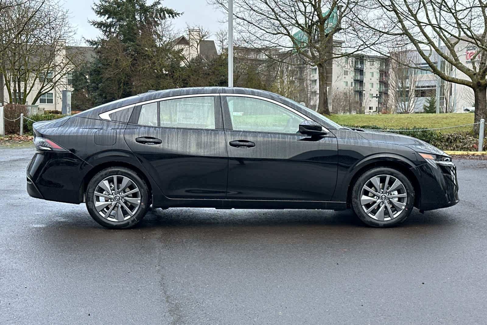 New 2026 Nissan Sentra SL w/ Floor Mat Package FWD image 8
